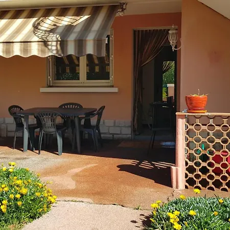 Apartment Bas De Rez De Jardin *